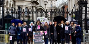 Totnes mums' hunger strike for poverty and climate