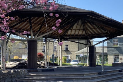 Repairs have started on fire damaged bandstand