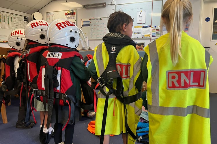 Stoke Fleming children visit Dartmouth lifeboat station