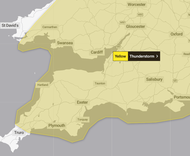 Thunderstorms expected as weather warning issued 