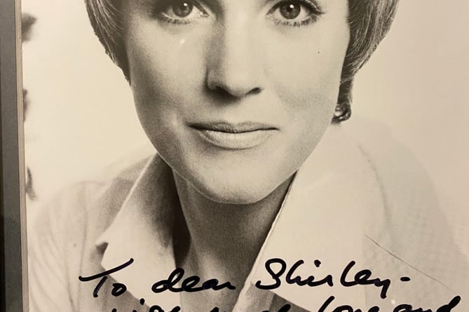 Julie Andrews' note of gratitude to Shirley Bartlett - make-up artist to her 'friend'.