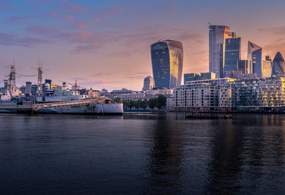 Alan Smith |The story of Old Father Thames