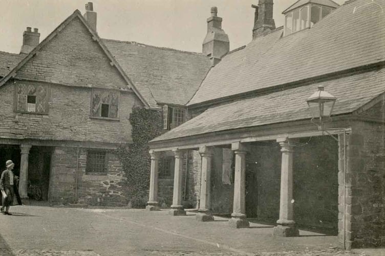 Totnes Guildhall 1933